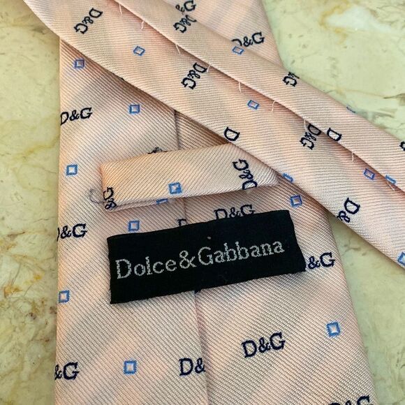 Dolce & Gabbana Monogram 100% Silk Pink Tie - Picture 4 of 6